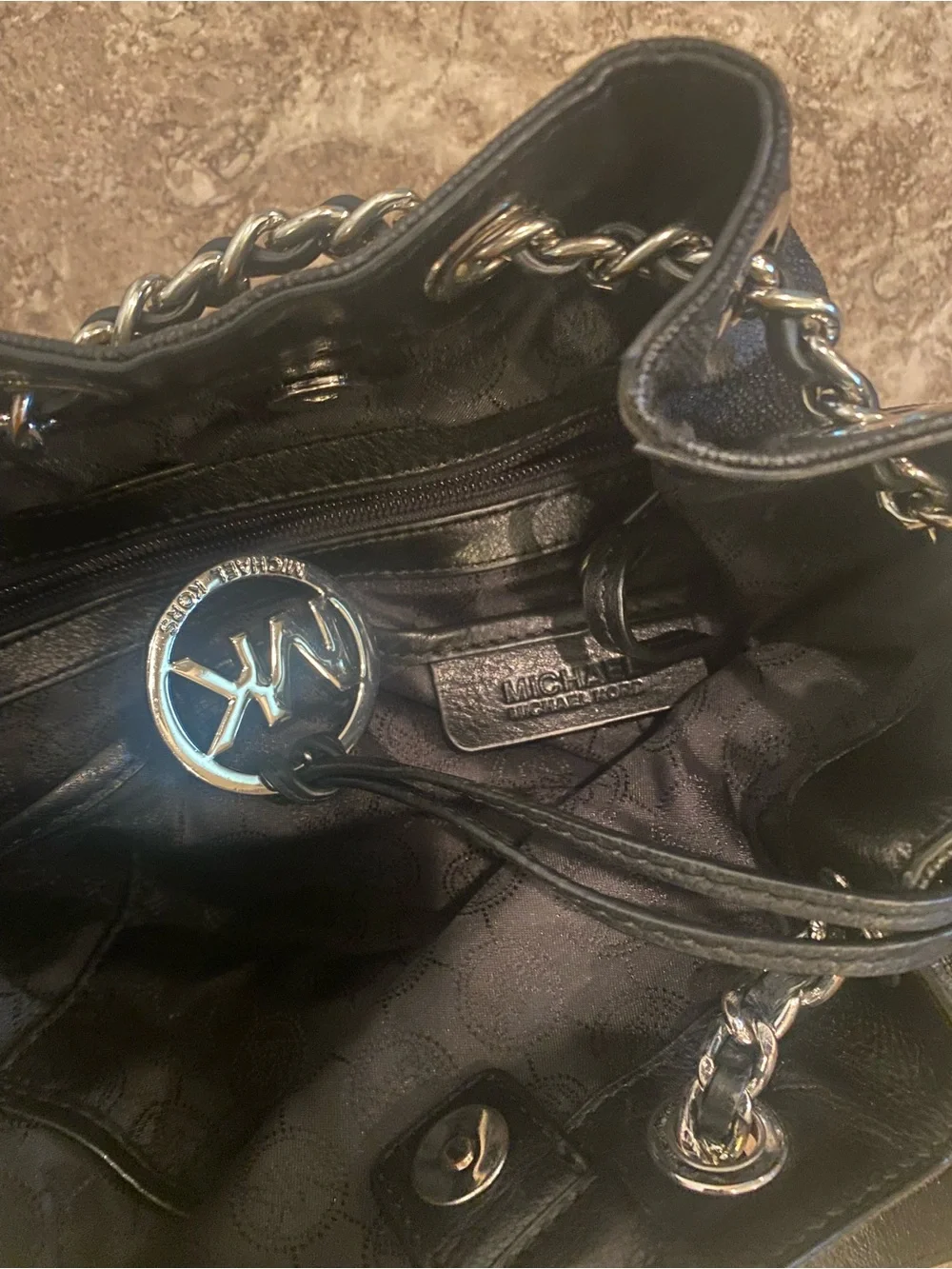Michael Kors Bucket style purse
